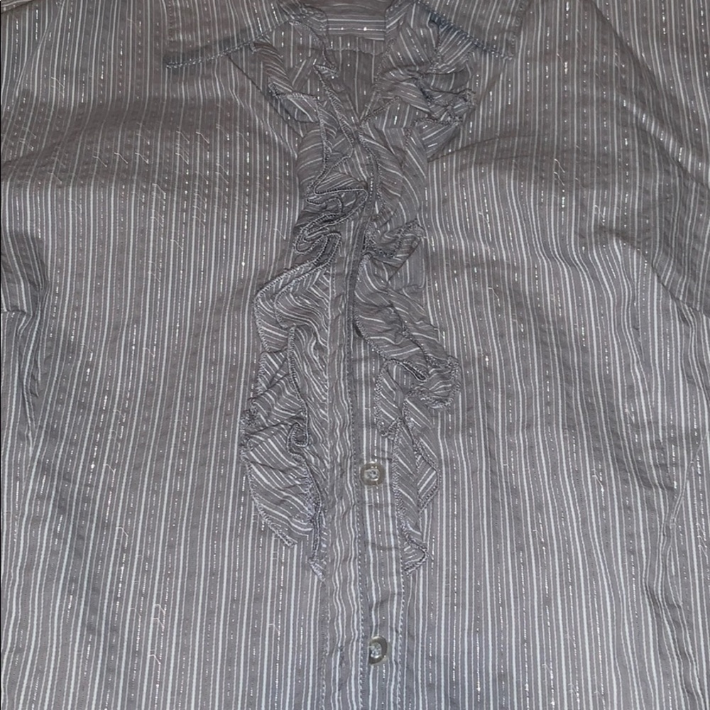 Button down shirt - Picture 2 of 3